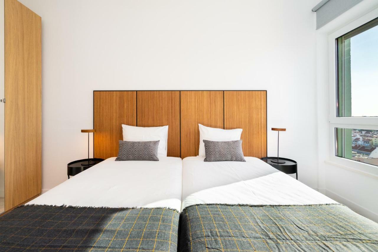 Whome | Anjos Premium #10 Lisbon